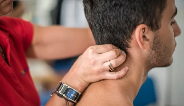 MANUAL THERAPY VS. ORAL PAIN MEDICATIONS FOR NECK PAIN
